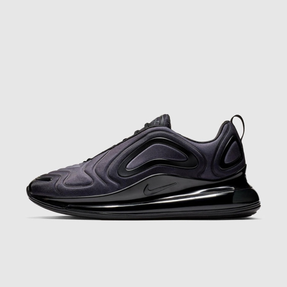 Nike Air Max 720 Total Eclipse (M 8.5/ W 10)